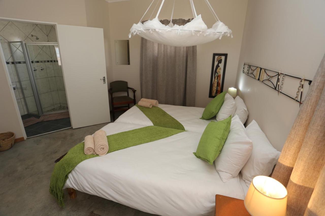 Orange House Self Catering Apartment Аус Екстериор снимка